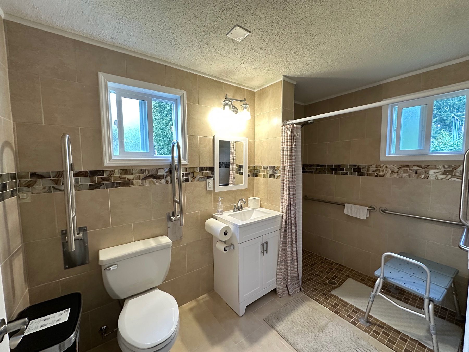 Home 2 TV room and common area